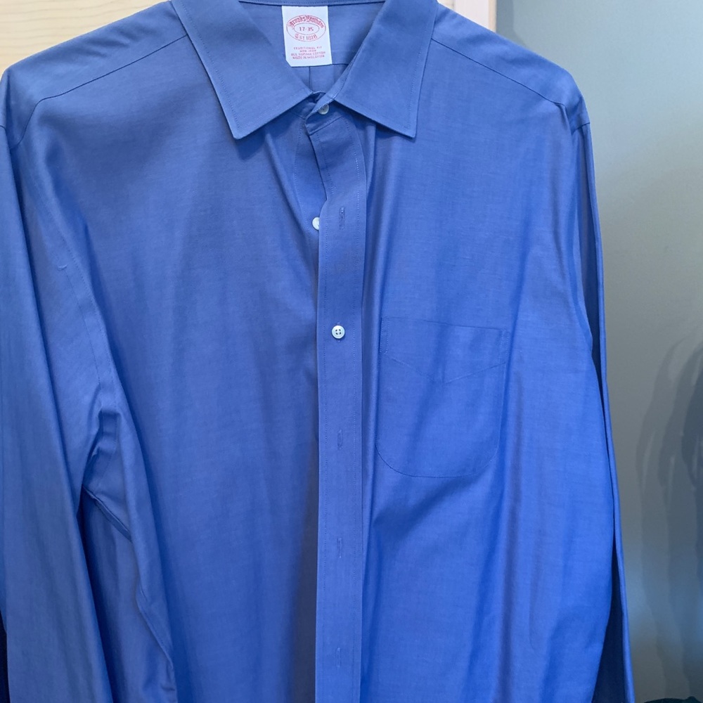 Brooks Brothers men’s long sleeve dress shirt